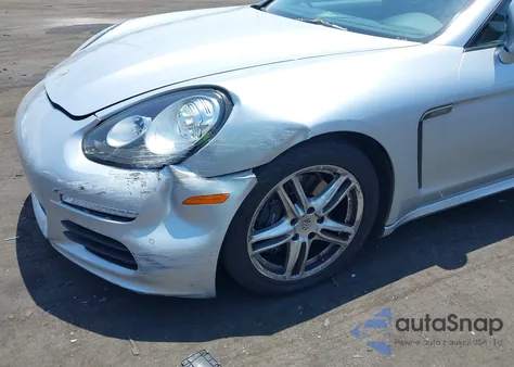 2014 Porsche Panamera 4 z USA, uszkodzony, nr VIN WP0AA2A79EL015160